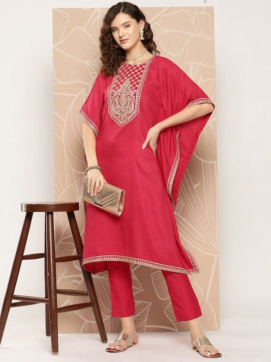 Paisley Yoke Design Kaftan Kurta With Trousers - Inddus.com