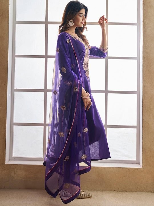 Paisley Yoke Design Regular Pure Silk Kurta with Trousers & With Dupatta - Inddus.com