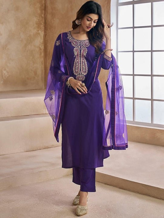 Paisley Yoke Design Regular Pure Silk Kurta with Trousers & With Dupatta - Inddus.com