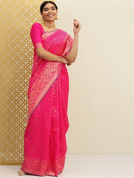 Pink & Golden Checked Embroidered Silk Blend Jashn Banarasi Saree - Inddus.com