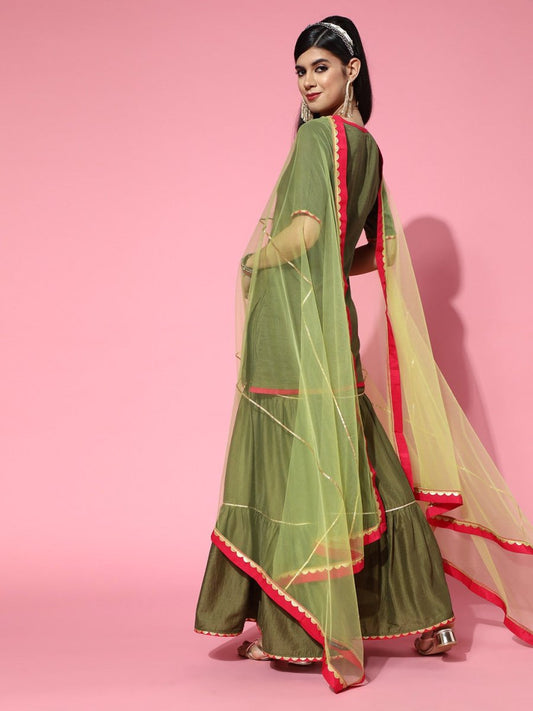 Solid Silk Blend Scalloped Edge Kurta Set - Inddus.com