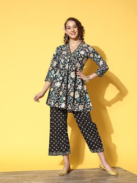 Women Black Floral Printed Pleated Kurti with Trousers - Inddus.com