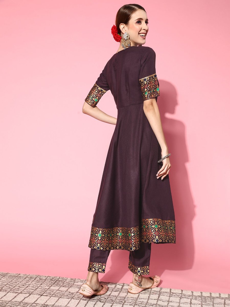 Women Ethnic Motifs Cotton Blend Ethereal Embroidery Kurta Set - Inddus.com