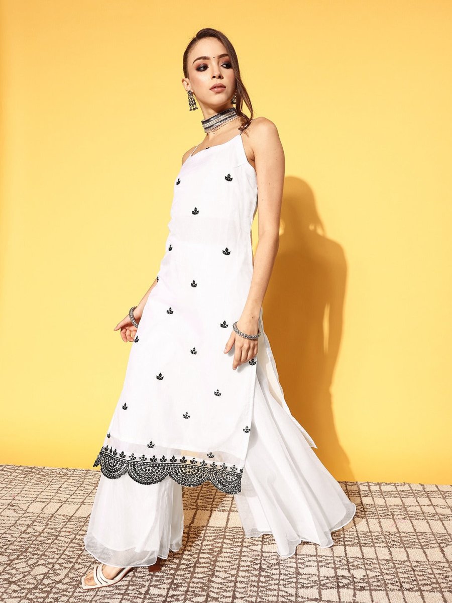 Women Ethnic Motifs Organza Scalloped Edge Kurta Set - Inddus.com