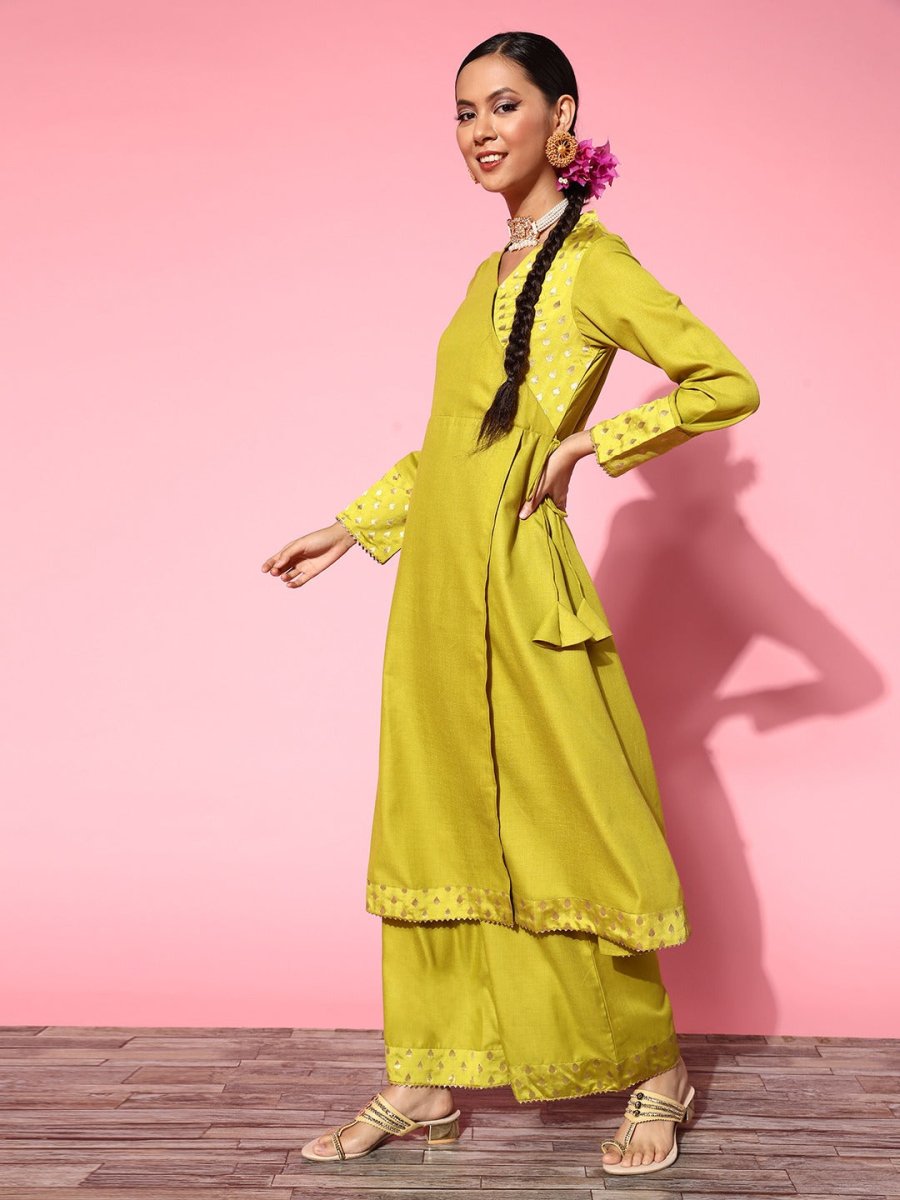 Women Ethnic Motifs Silk Blend Ethereal Embroidery Kurta Set - Inddus.com