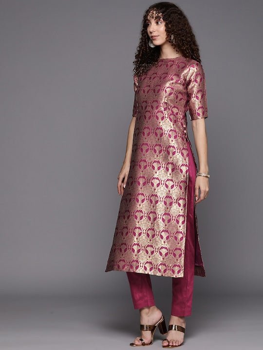 Women Floral Kurta with Trousers - Inddus.com