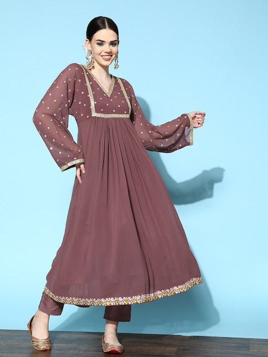 Women Mauve Floral Yoke Design Thread Work Kurta with Trousers - Inddus.com