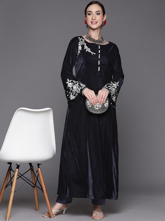 Women Navy Blue Floral Thread Work Velvet Kurta with Trousers - Inddus.com