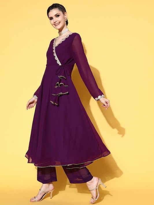 Women Solid Poly-Georgette New Neckline Kurta Set - Inddus.com