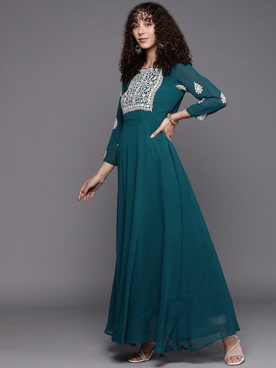 Women Teal & White Floral Yoke Design Thread Work Georgette Kurta - Inddus.com